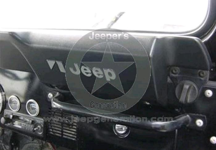 1976-86 Rivestimento palpebra interna cruscotto con logo Jeep, colore nero CJ