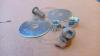 2 Bulloni corretti OEM maniglione interno cruscotto passeggero