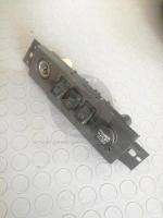 Sede interruttori nebbia plancia sbrina e tergi lunotto retronebbia + sede accendi sigaro Jeep XJ Cherokee '99 - 56007451 