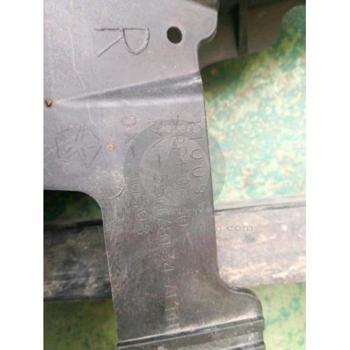 Due supporti parafanghi anteriori Jeep Wrangler JK originali jeep DX e SX, sostegno copertura tiranteria sterzo JK. codici: DX30598, 55056554ac