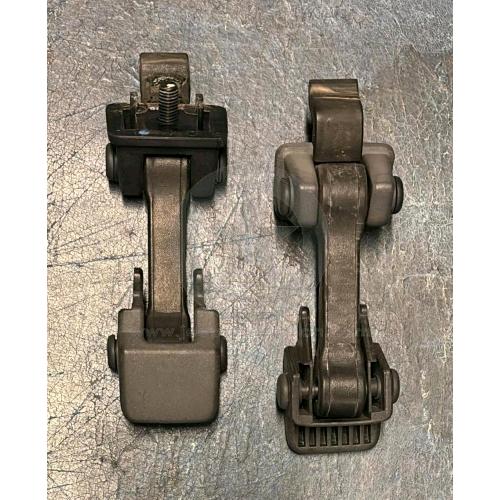 Ganci cofano Jeep Wrangler JK usati