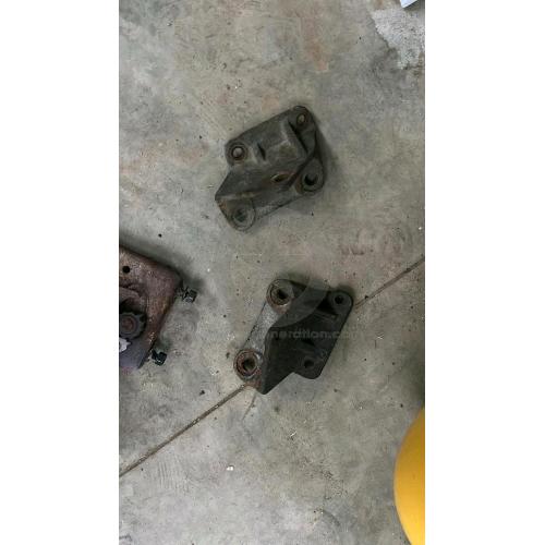 Attacchi originali barra stabilizzatrice Jeep CJ7 