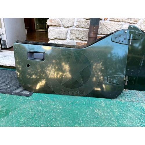 Mezze porte YJ Wrangler originali con pannelli crema