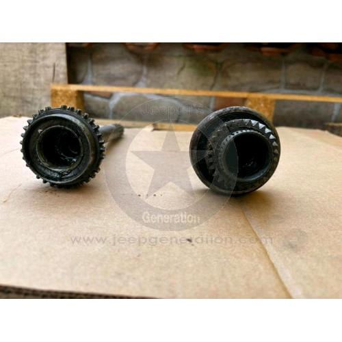 alberino uscita cambio ax4-ax5 modelllo più antico lungo Jeep Wrangler YJ  e Cherokee XJ