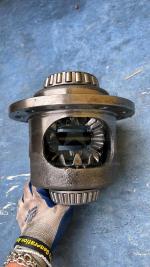 Scatola differenziale posteriore Dana 44 JL codice: 10111551-1