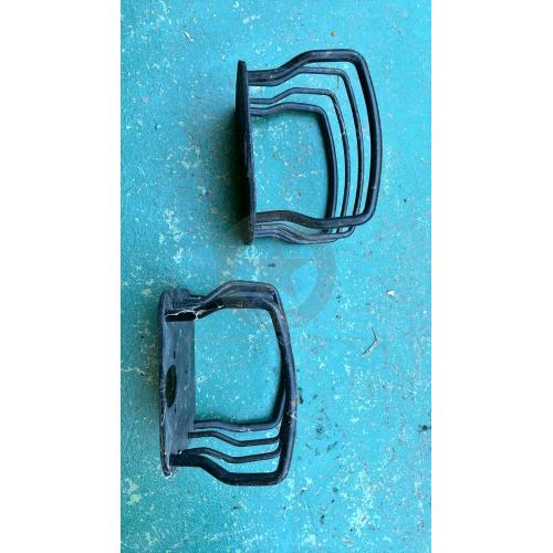 Coppia griglie protezione nere in metallo per fari posteriori CJ e Wrangler TJ YJ