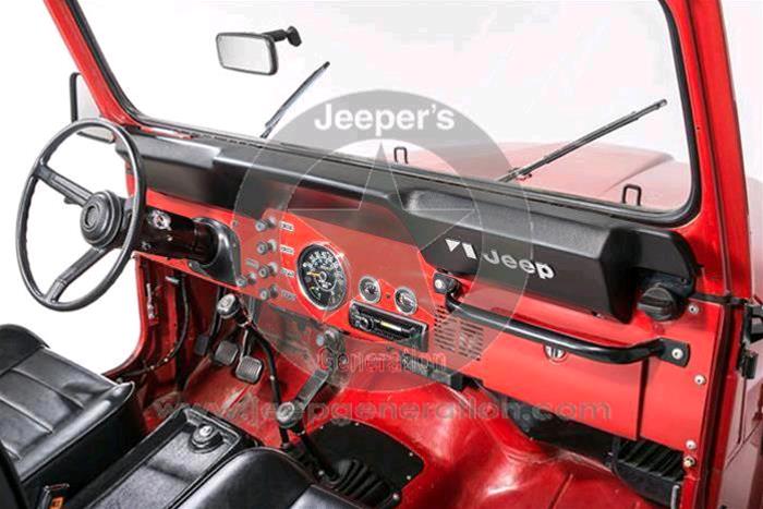 1976-86 * Rivestimento palpebra interna cruscotto con logo Jeep, colore nero CJ